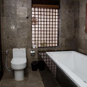 Pool One-Bedroom Villa